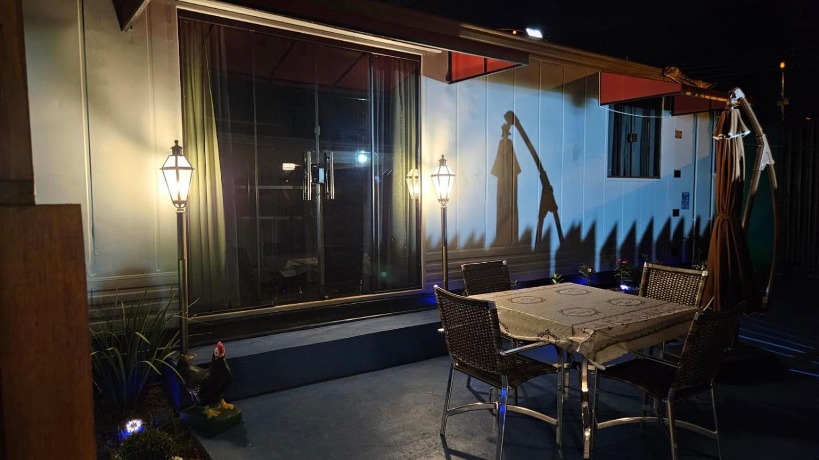 Casa Conteiner Luxo * 福斯的伊瓜苏